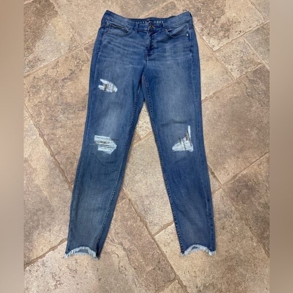 Good used condition Whbm jeans. Sz 6 - Picture 5 of 7